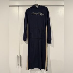 TOMMY HILFIGER sweaterdress only worn once!!!